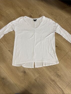 Metaphor White Long-Sleeve Rounded Hem Tee